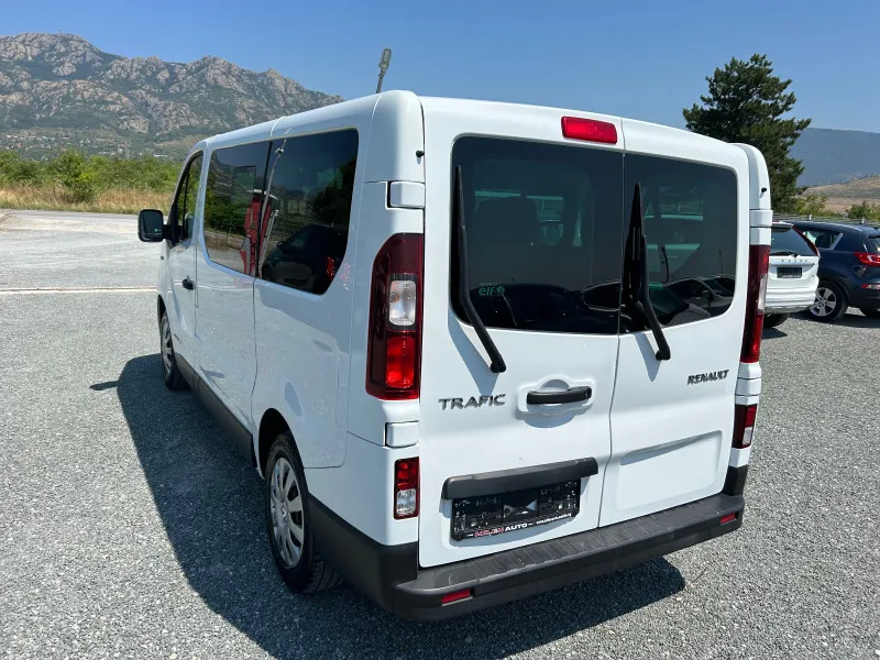 Renault Trafic (KATO НОВА) Image 7